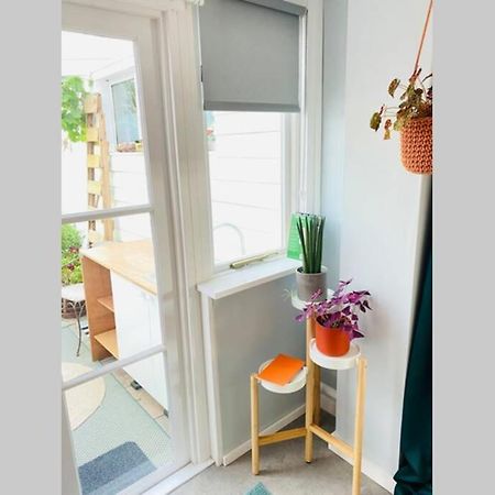 The Yellow Door Whitstable - Peaceful Retreat Close To Beach Exterior foto